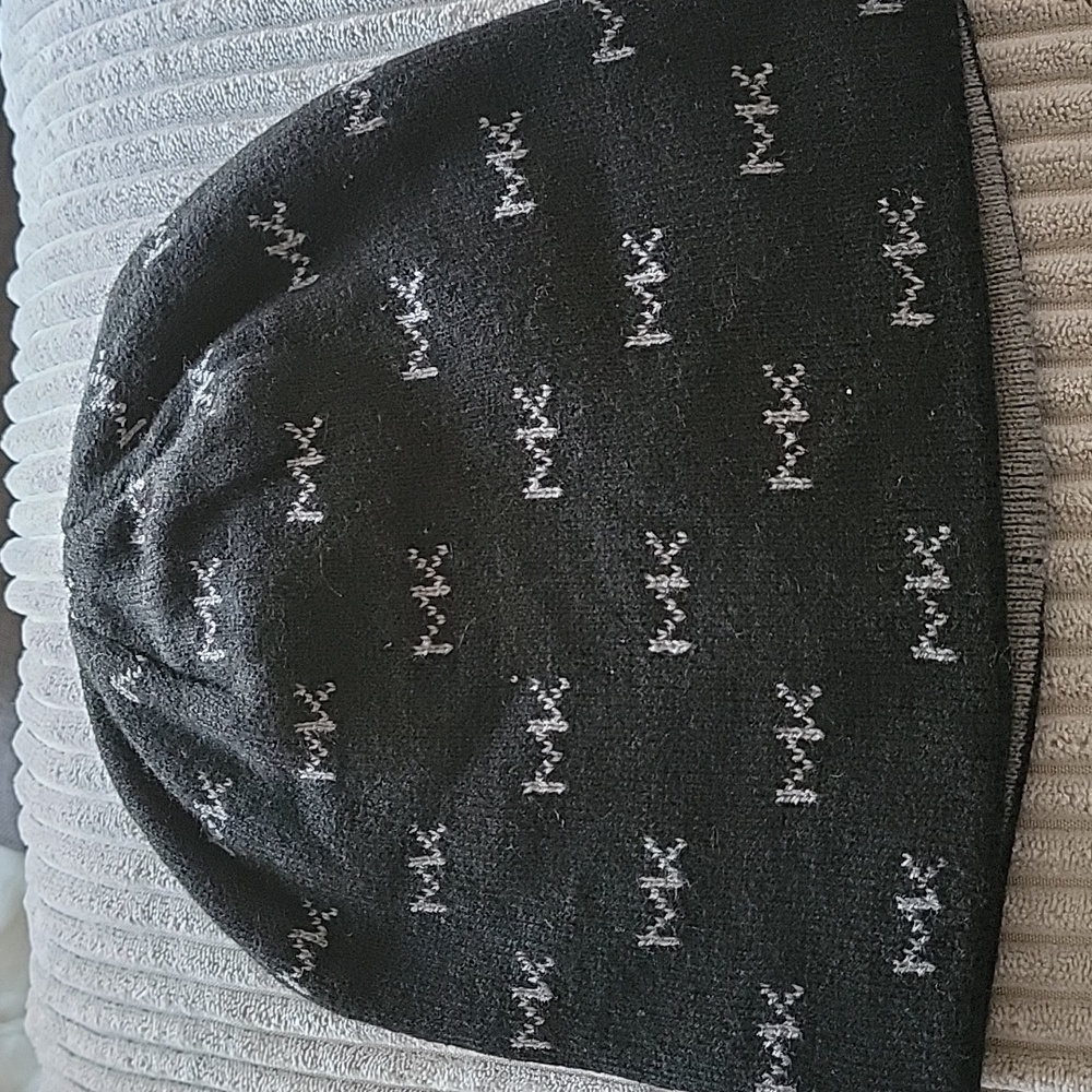 Michael Kors reversible hat